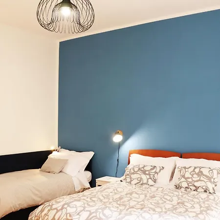 Bolo - 6 People, 2 Bedrooms, Near The Train Station アパート *