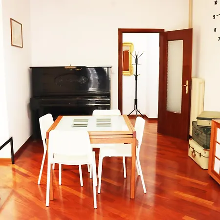 Bolo - 6 People, 2 Bedrooms, Near The Train Station * ボローニャ