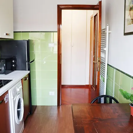 Bolo - 6 People, 2 Bedrooms, Near The Train Station ボローニャ