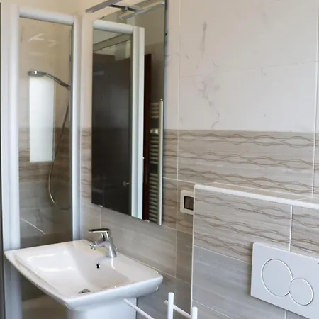Bolo - 6 People, 2 Bedrooms, Near The Train Station アパート *